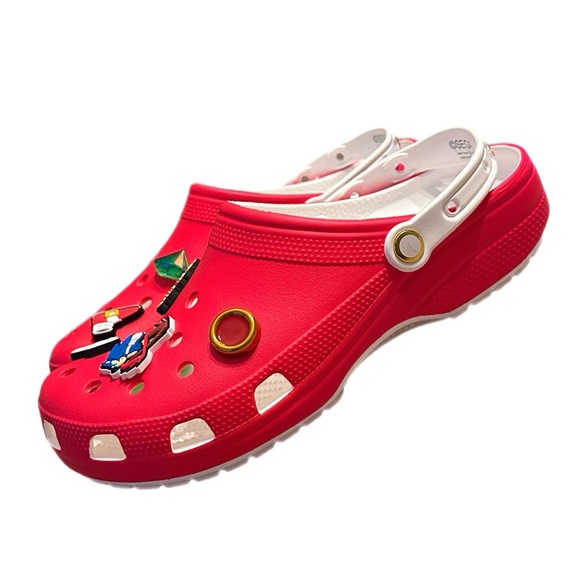 Crocs NWT Sega Sonic The Hedgehog Classic Crocs Red Unisex W12 M10 - Picture 1 of 12